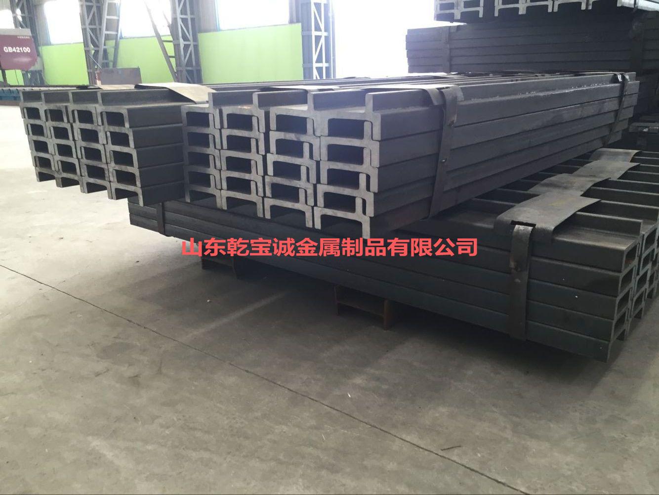 了解叉车门架槽钢市场发展动向