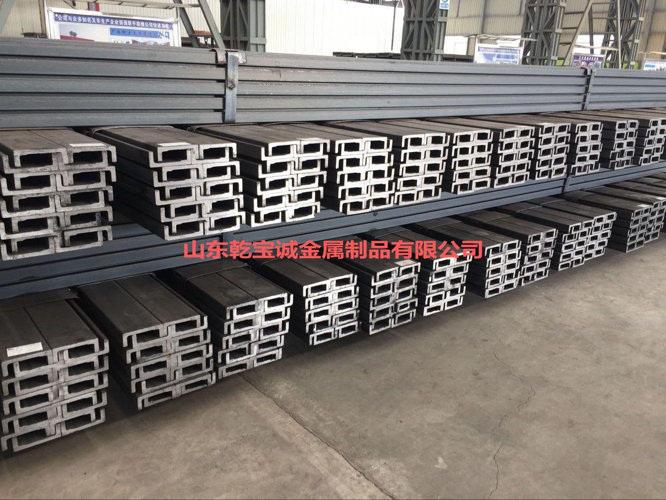 根据叉车起升系统的结构构造和工作原理