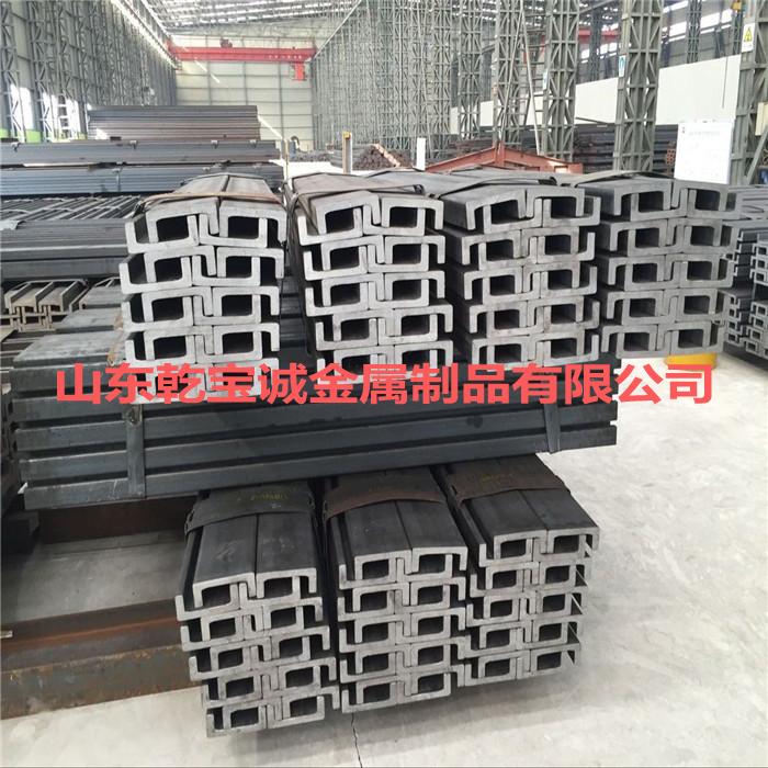 叉车门架用热轧小规格槽钢的制作方法