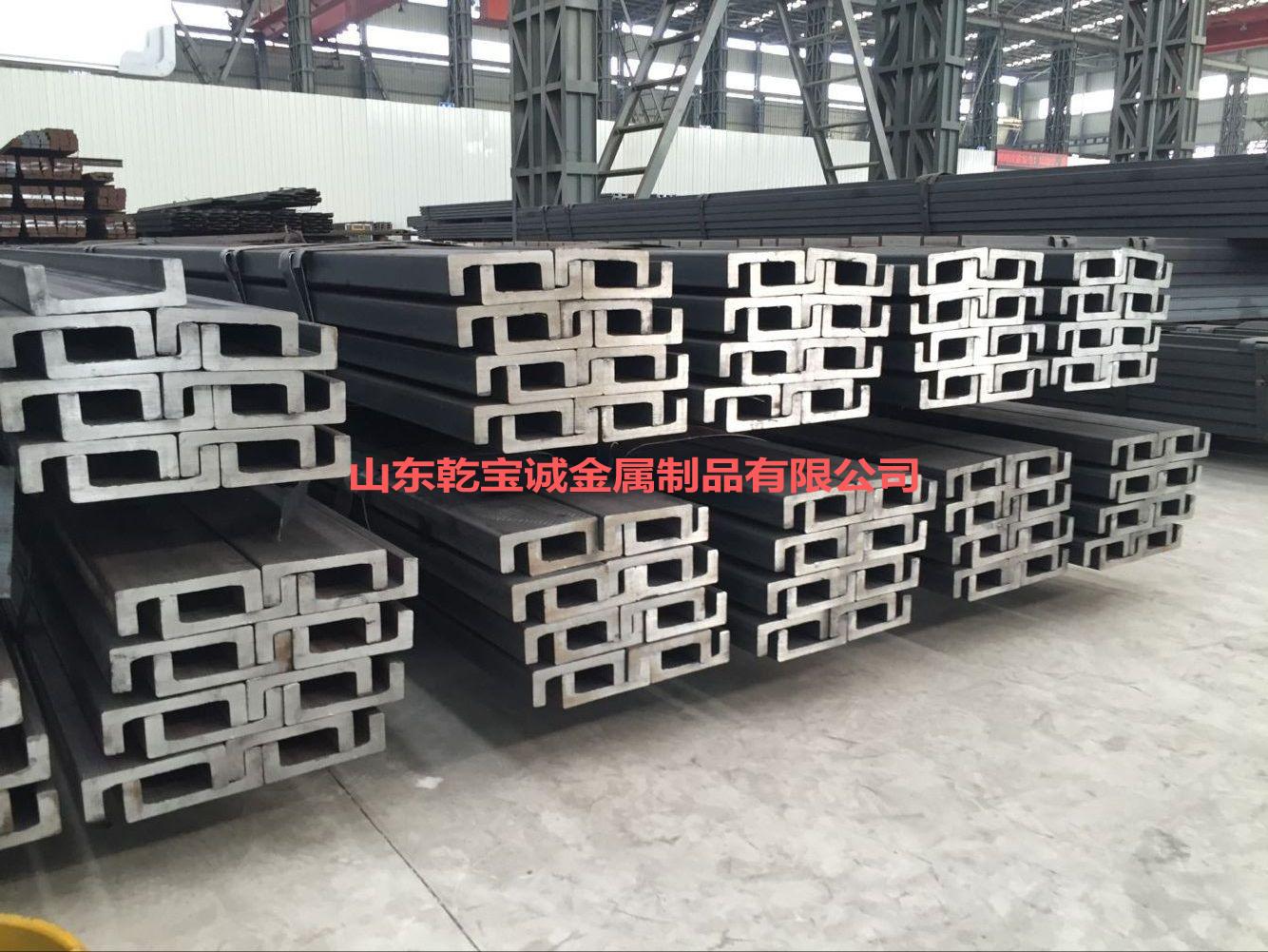 稳定性好的轨道电动叉车技术特征：