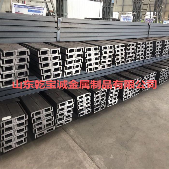 叉车设计中正在大量的不断的应用新技术，提高叉车性能，适应不断发展的市场需求。