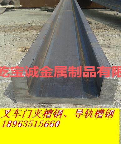 叉车门架槽钢，三级高门架外观效果图设计