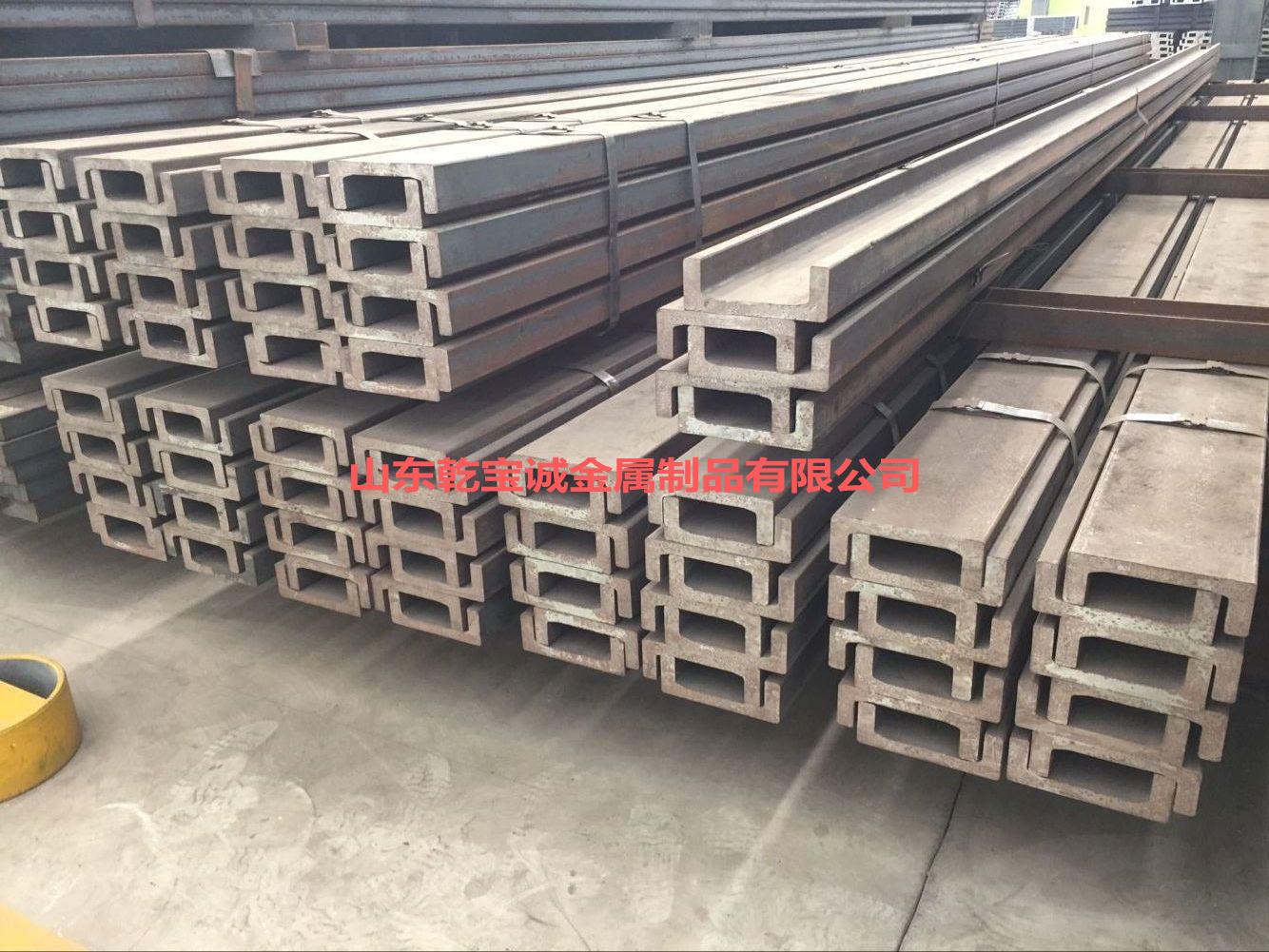 高强度叉车门架制备方法，其特征在于:其制备步骤如下: