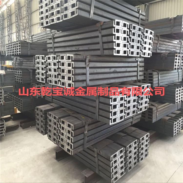 叉车高门架设计与稳定性研究