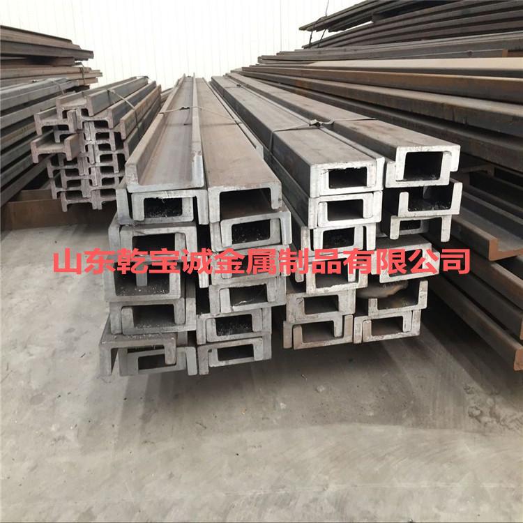 直臂高空作业平台机械设备的维护与保养：滑轨槽钢